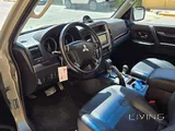 2011 Mitsubishi Pajero 3-Door Perfect condition well maintained 